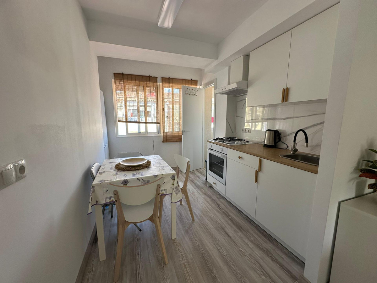 Se vende Apartamento Planta Media de 3 dormitorios en Costa Blanca, Alicante, España