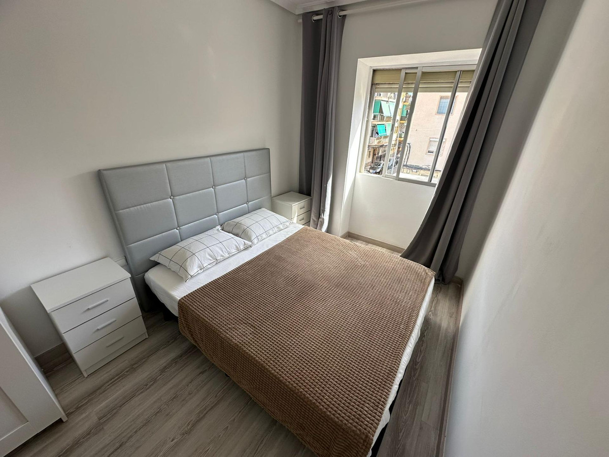 Se vende Apartamento Planta Media de 3 dormitorios en Costa Blanca, Alicante, España