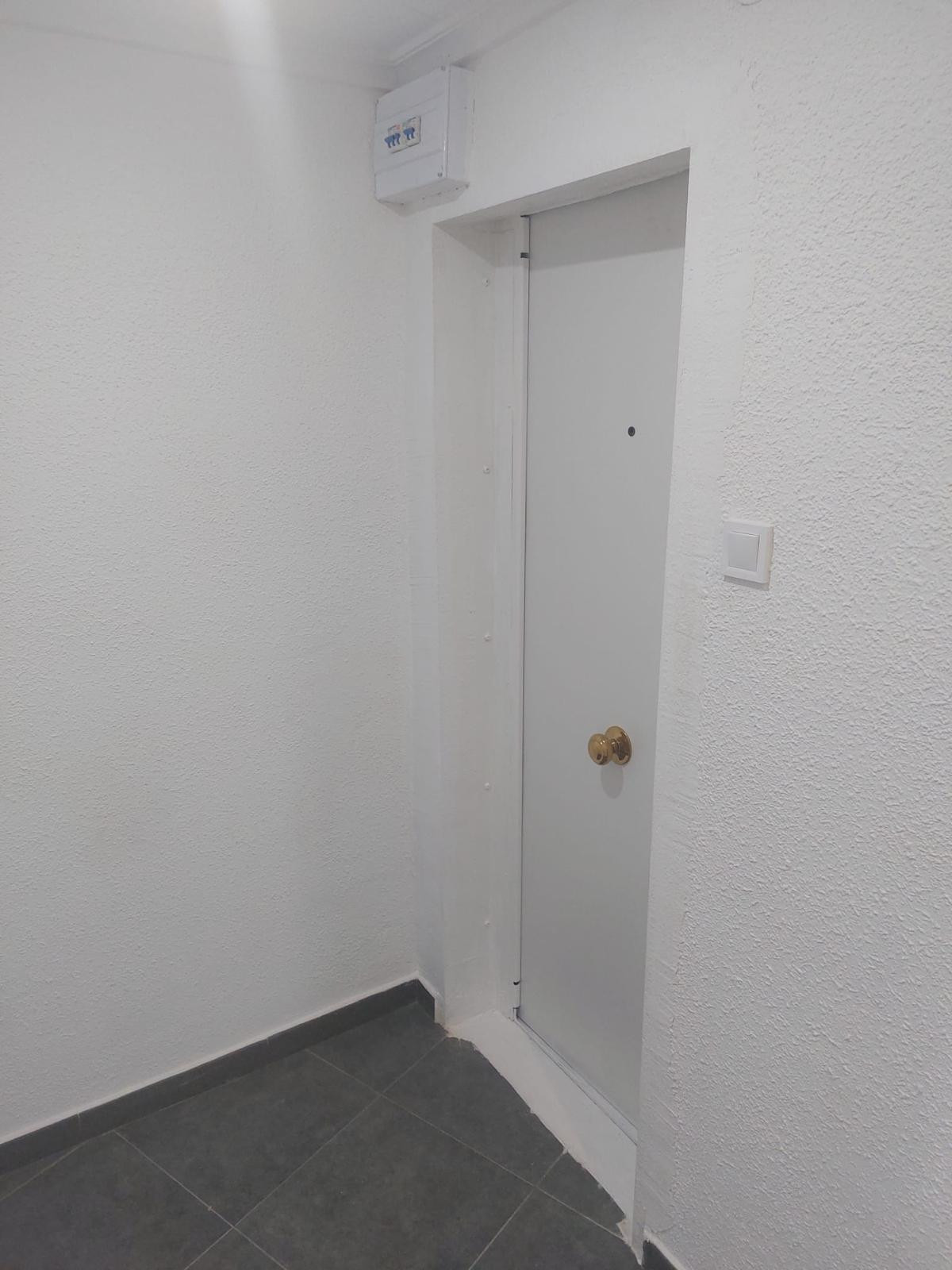 Se vende Apartamento Planta Media de 3 dormitorios en Costa Blanca, Alicante, España
