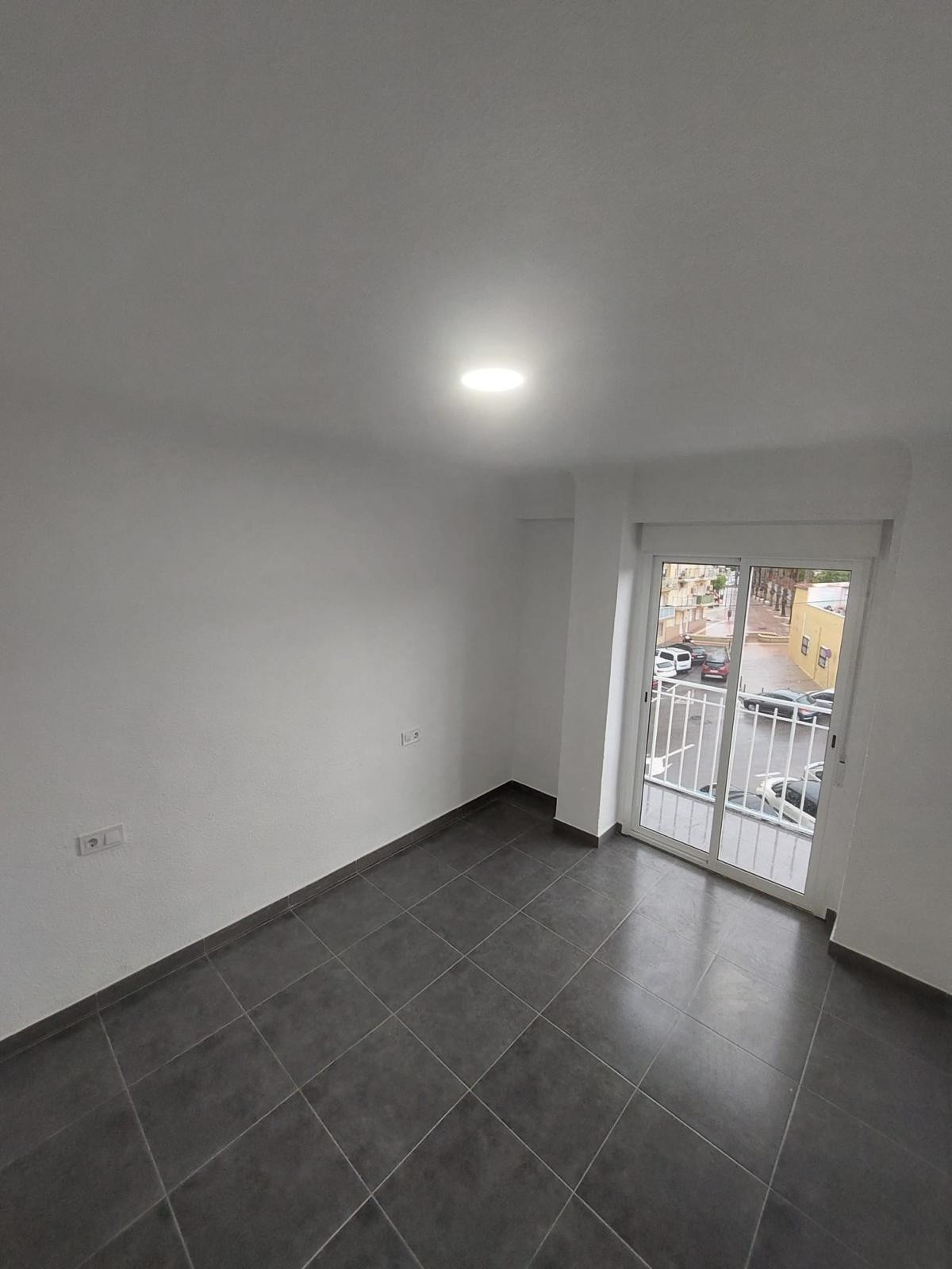 Se vende Apartamento Planta Media de 3 dormitorios en Costa Blanca, Alicante, España
