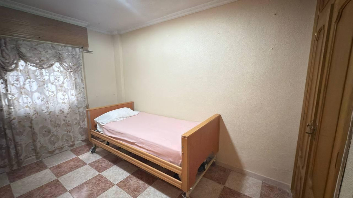 Se vende Apartamento Planta Media de 2 dormitorios en Costa Blanca, Alicante, España