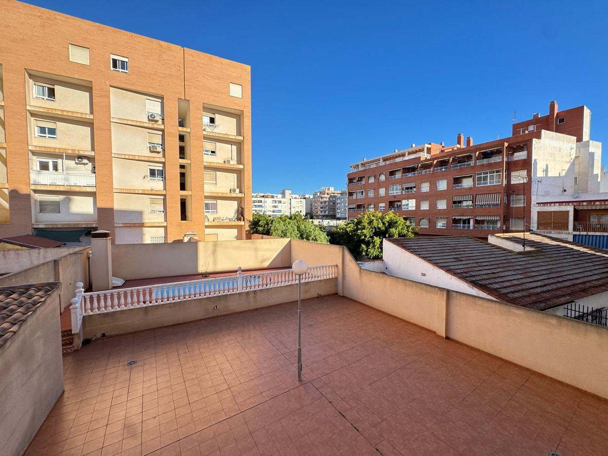 Se vende Apartamento Planta Media de 2 dormitorios en Costa Blanca, Alicante, España