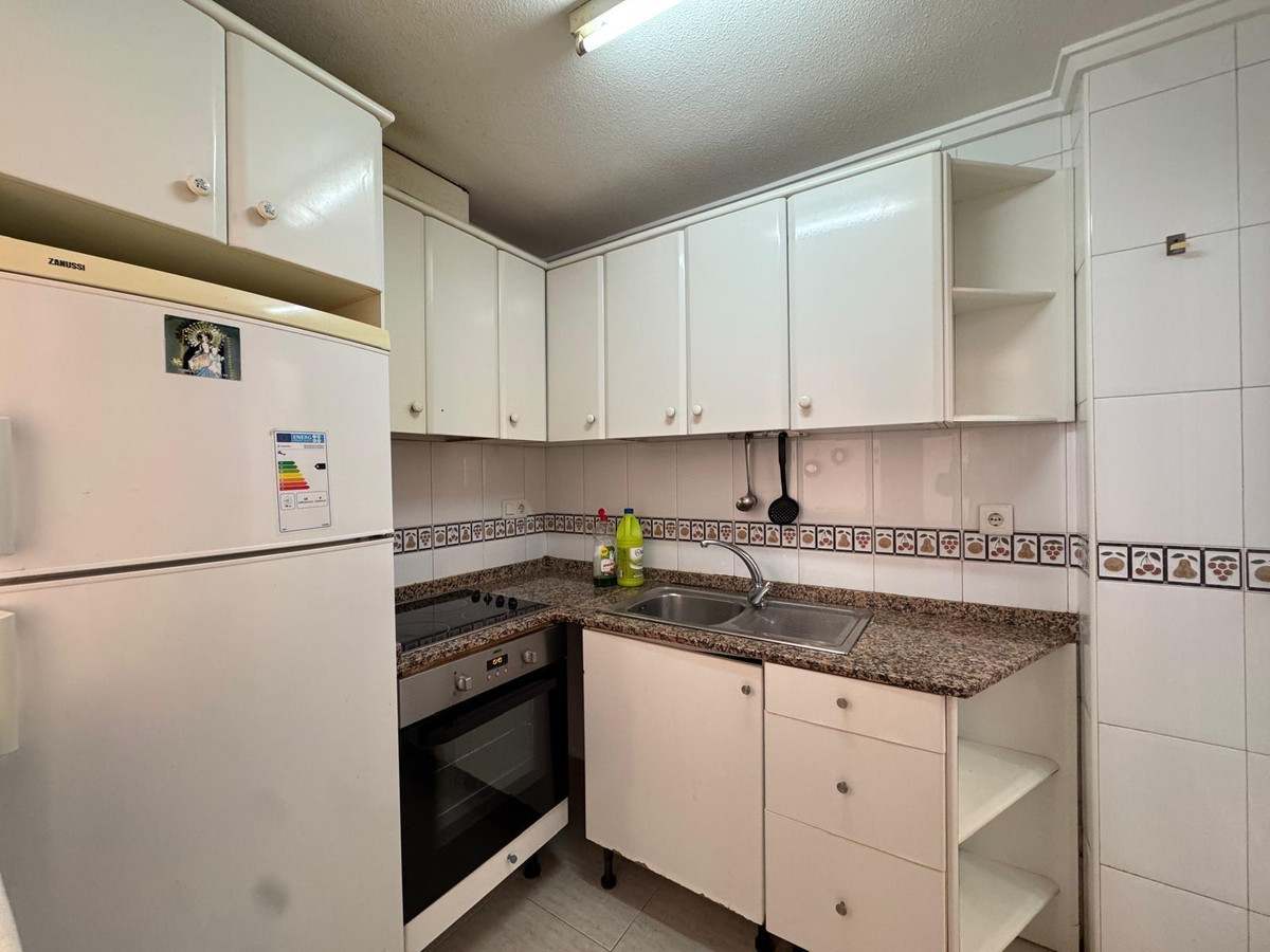 Se vende Apartamento Planta Media de 2 dormitorios en Costa Blanca, Alicante, España