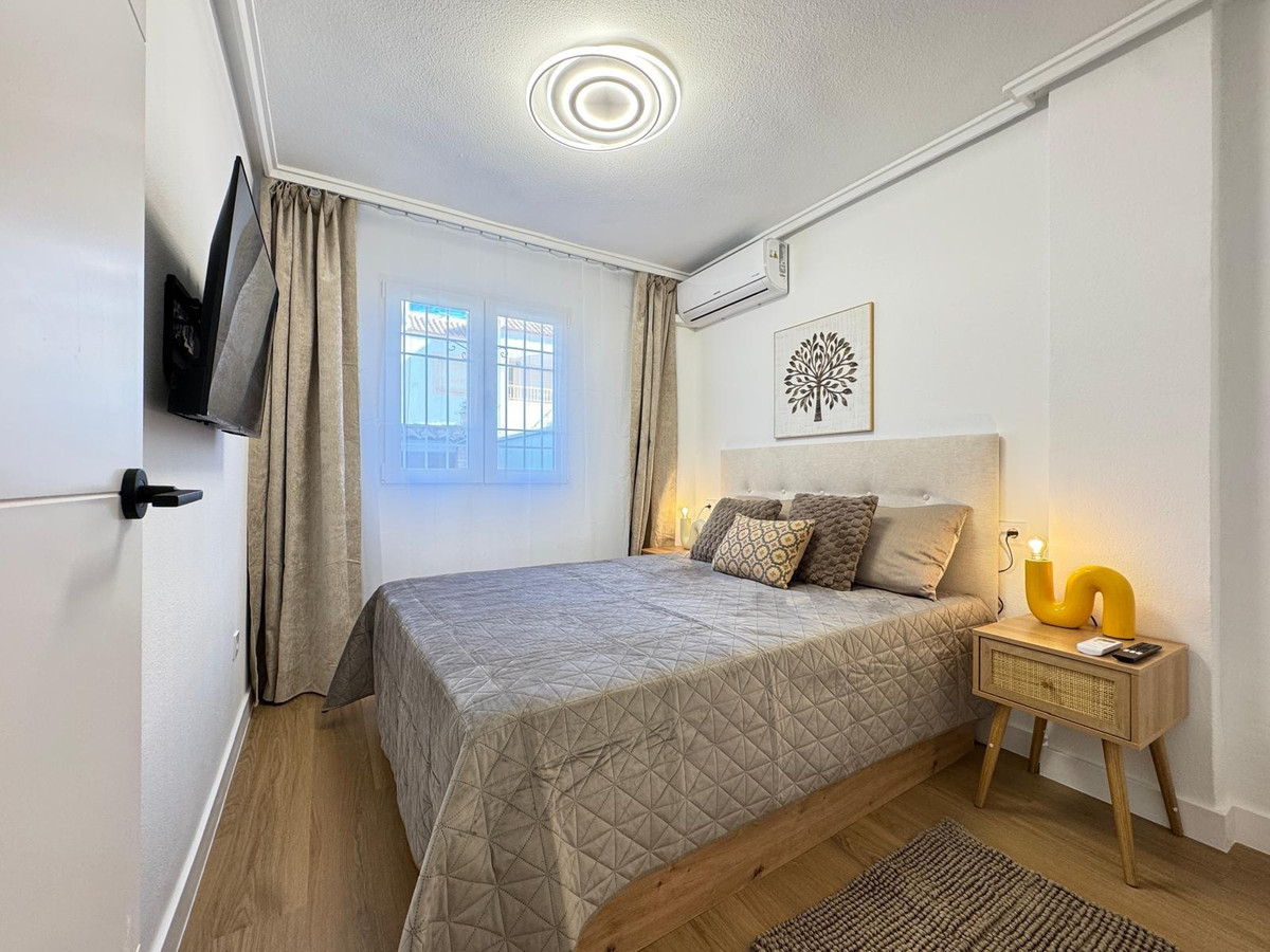 Se vende Bungalow de 2 dormitorios en Costa Blanca, Alicante, España