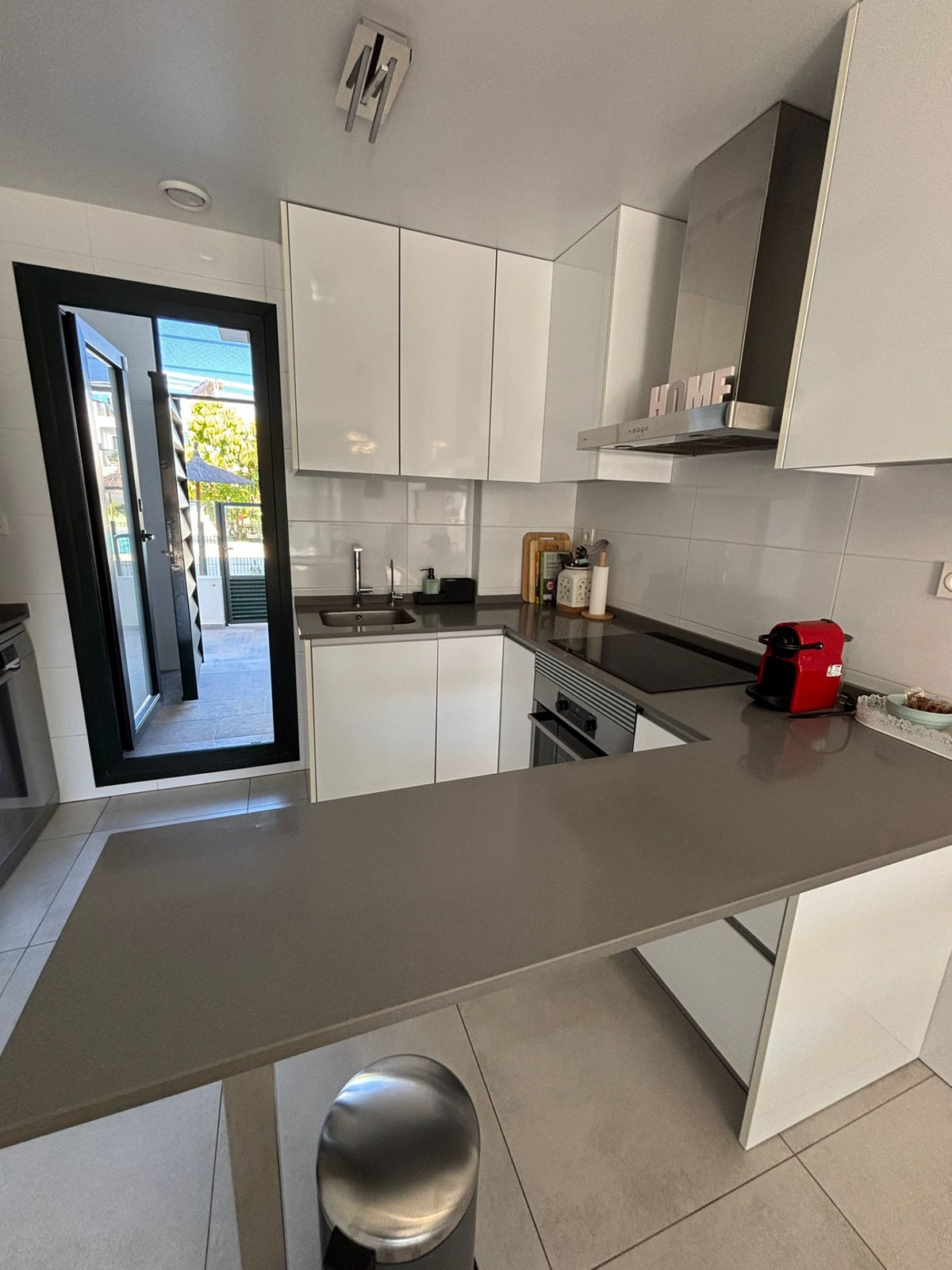 Se vende Bungalow de 2 dormitorios en Costa Blanca, Alicante, España