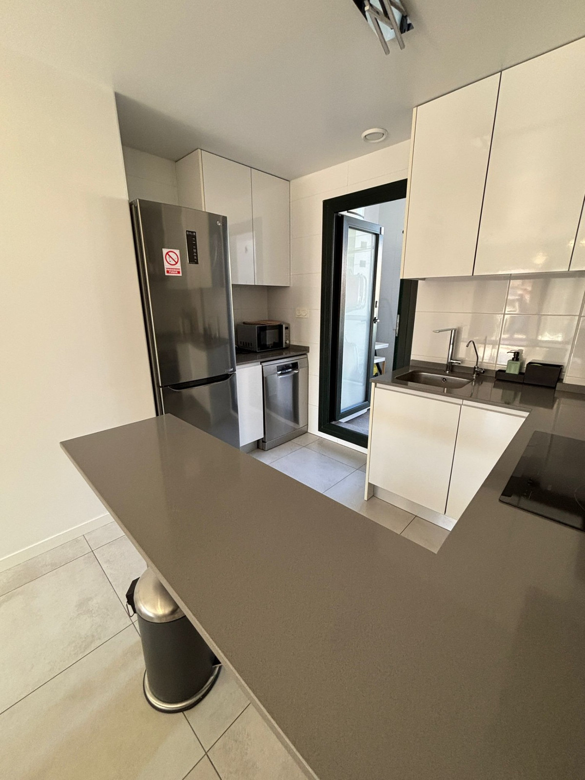Se vende Bungalow de 2 dormitorios en Costa Blanca, Alicante, España