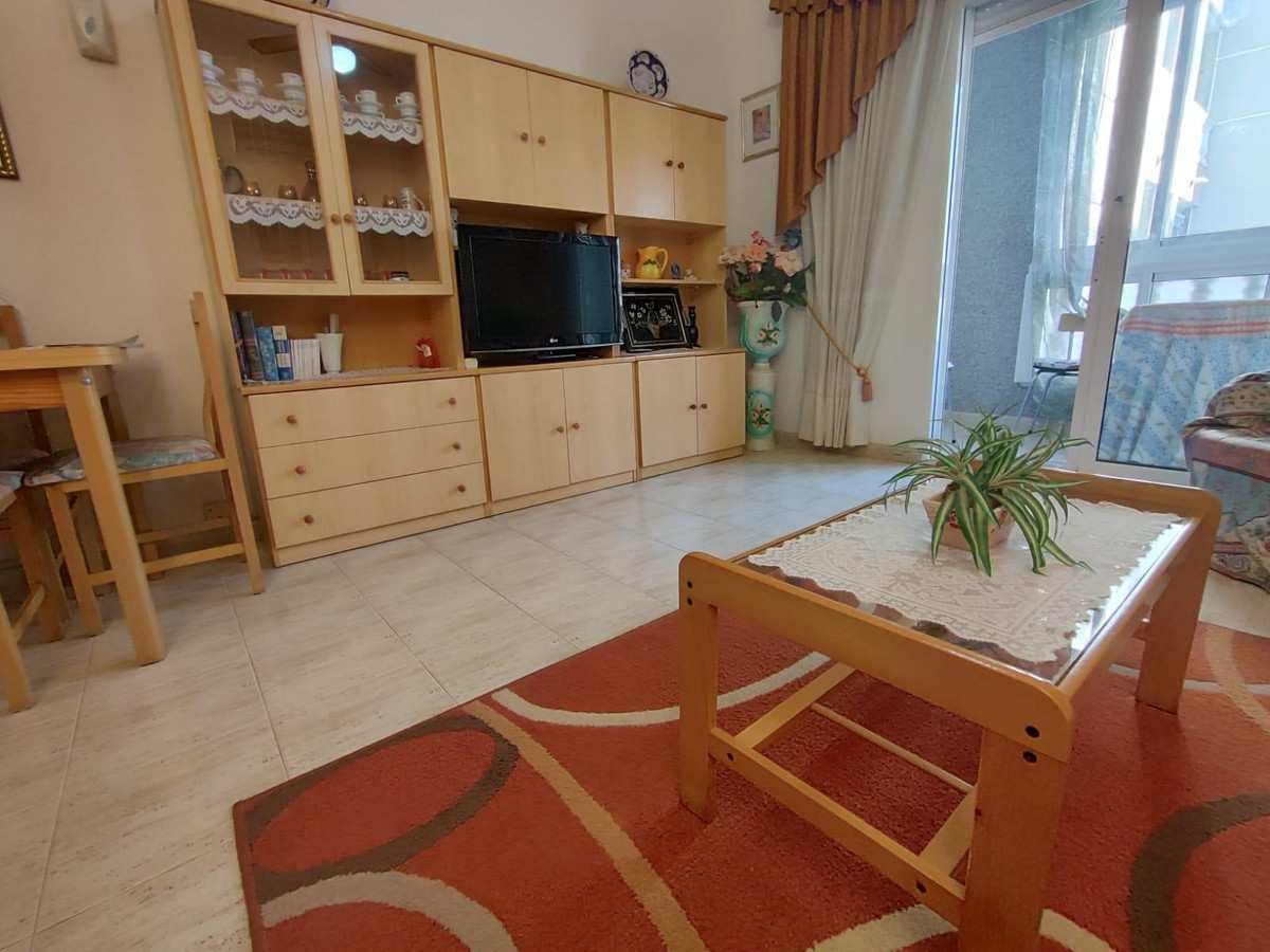 Se vende Apartamento Planta Media de 1 dormitorios en Costa Blanca, Alicante, España