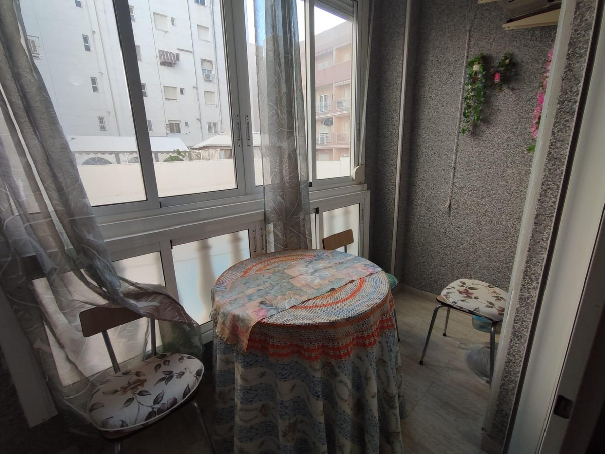 Se vende Apartamento Planta Media de 1 dormitorios en Costa Blanca, Alicante, España