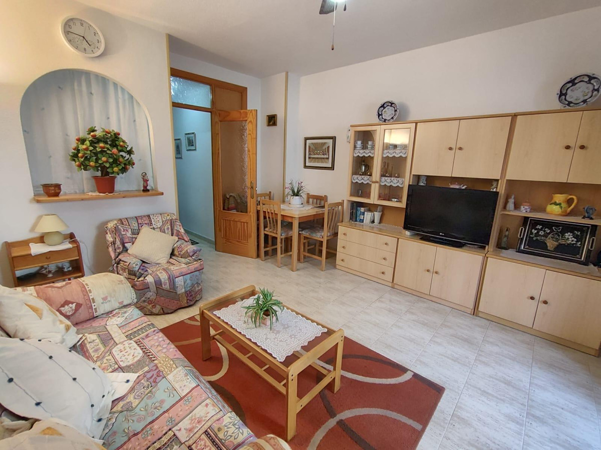 Se vende Apartamento Planta Media de 1 dormitorios en Costa Blanca, Alicante, España