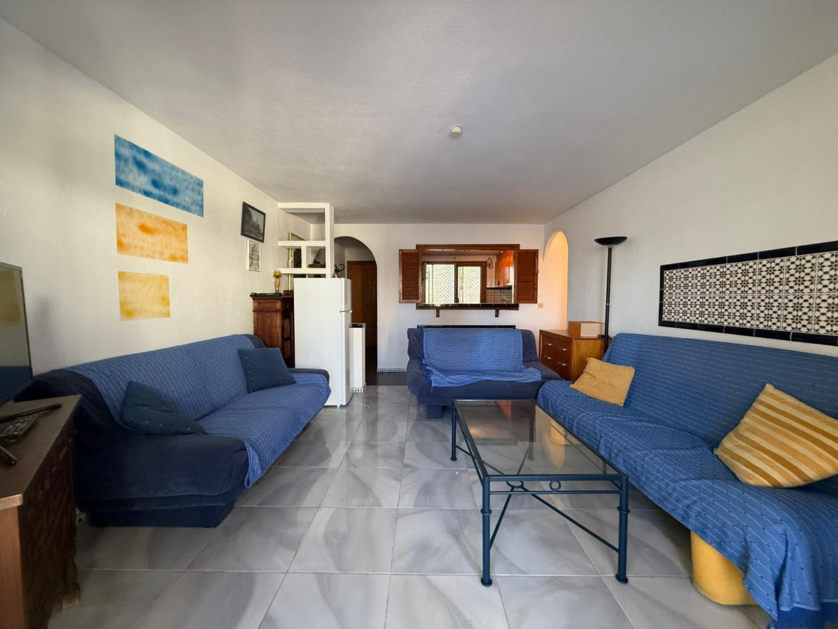 Se vende Apartamento Planta Media de 2 dormitorios en Costa Blanca, Alicante, España