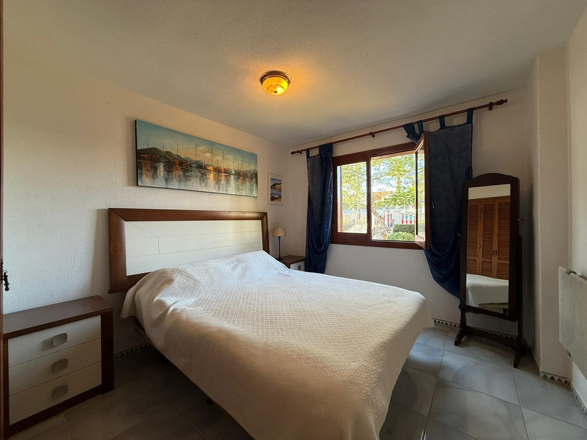 Se vende Apartamento Planta Media de 2 dormitorios en Costa Blanca, Alicante, España
