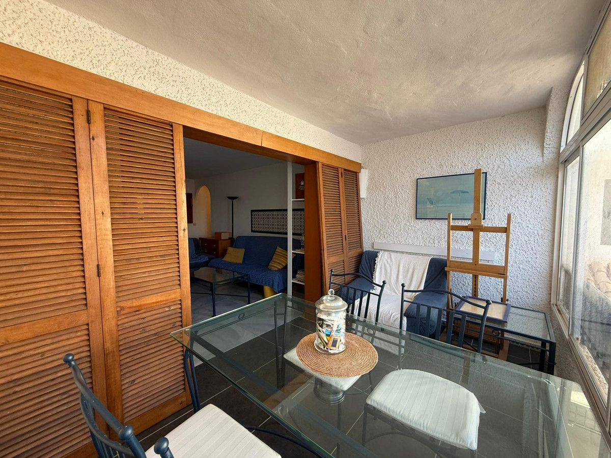 Se vende Apartamento Planta Media de 2 dormitorios en Costa Blanca, Alicante, España