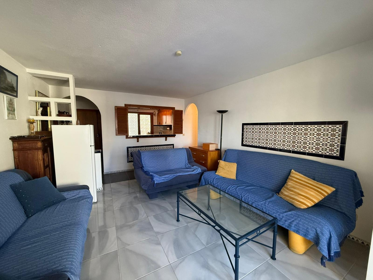 Se vende Apartamento Planta Media de 2 dormitorios en Costa Blanca, Alicante, España