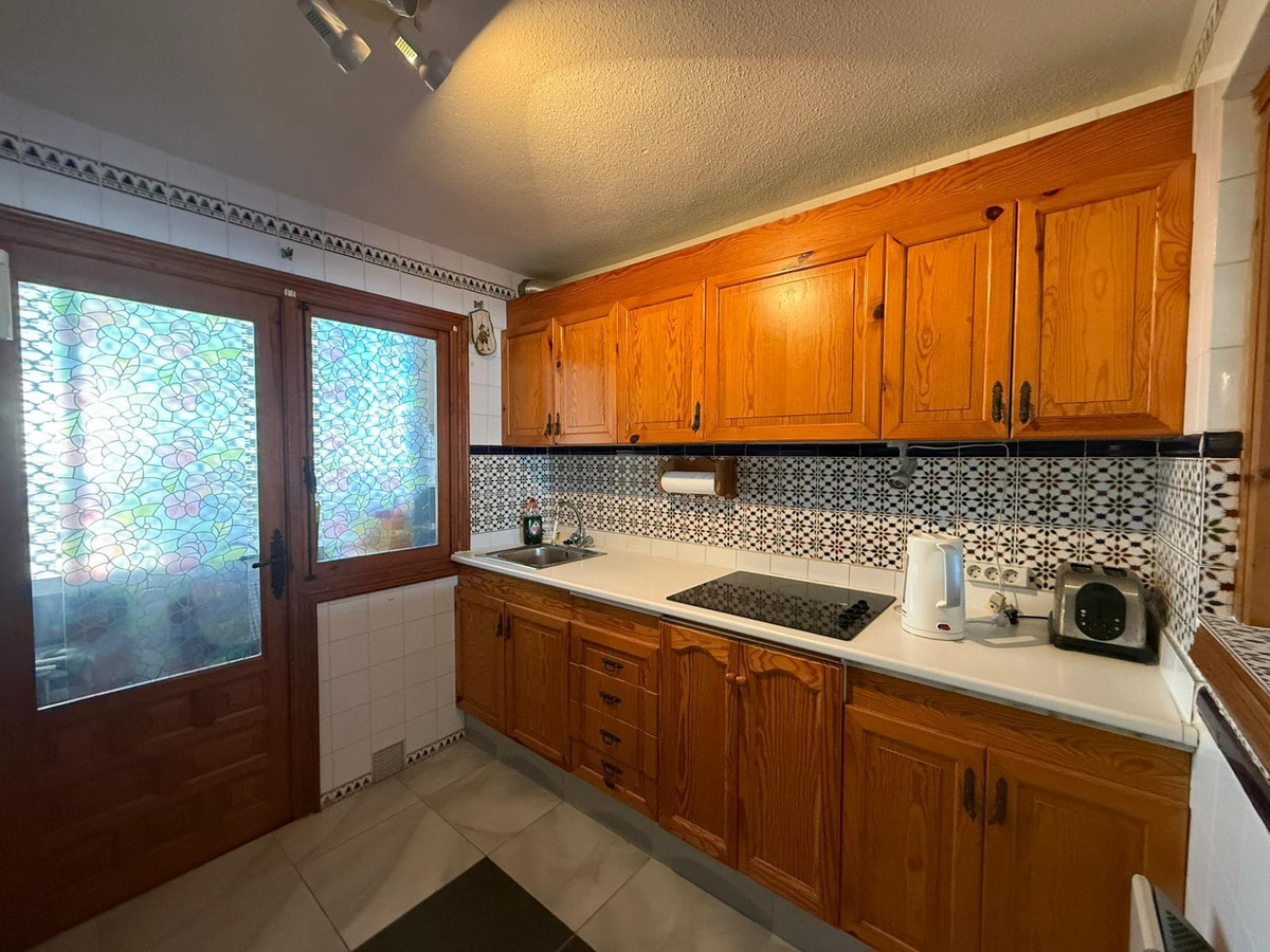 Se vende Apartamento Planta Media de 2 dormitorios en Costa Blanca, Alicante, España