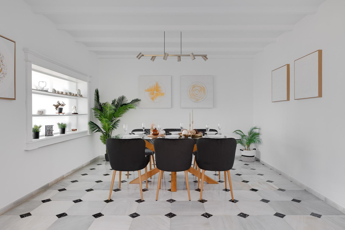 Se vende Bungalow de 6 dormitorios en Costa Blanca, Alicante, España