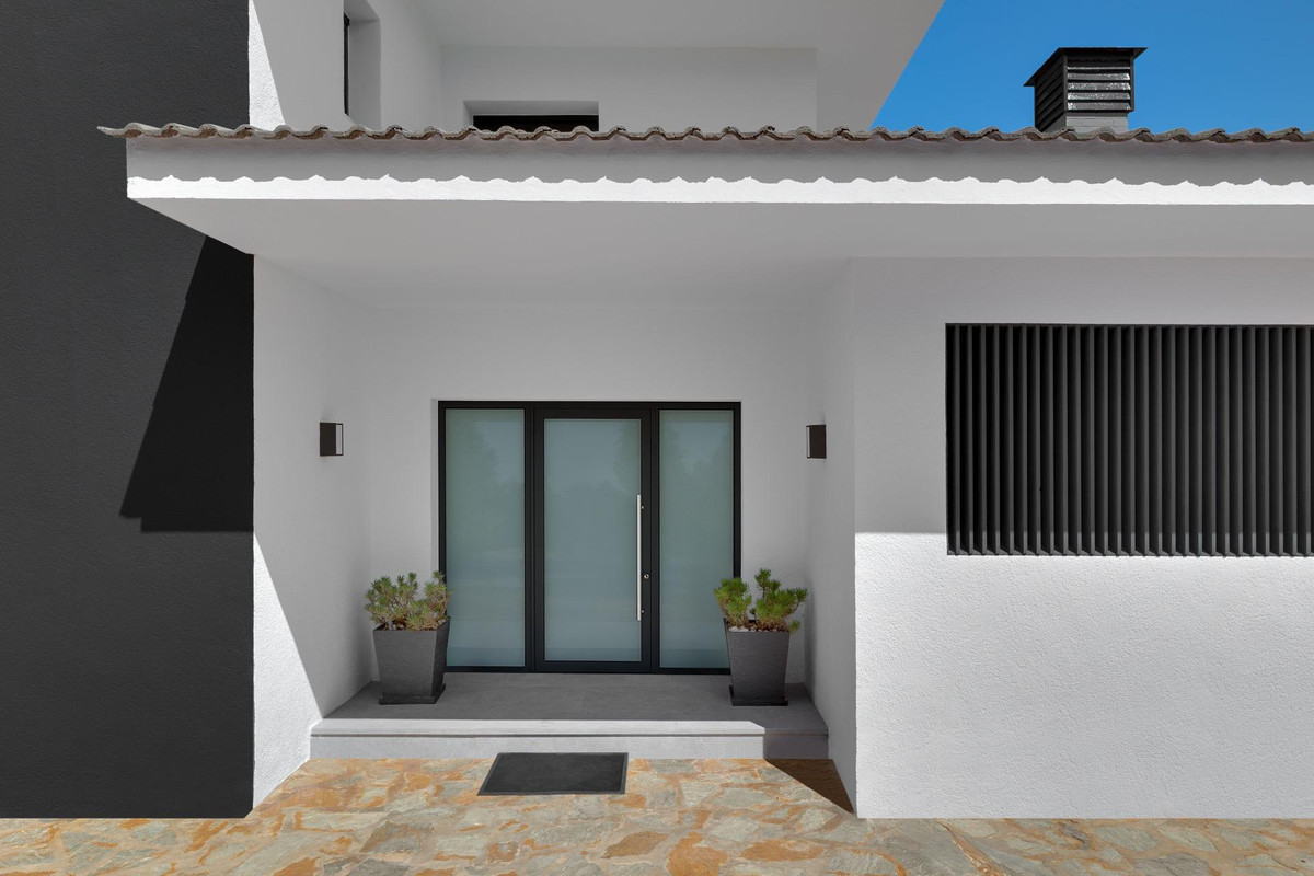 Se vende Bungalow de 6 dormitorios en Costa Blanca, Alicante, España
