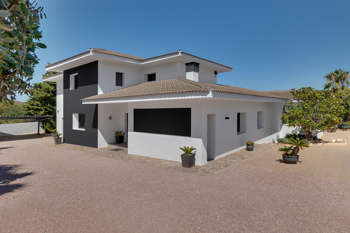 Se vende Bungalow de 6 dormitorios en Costa Blanca, Alicante, España