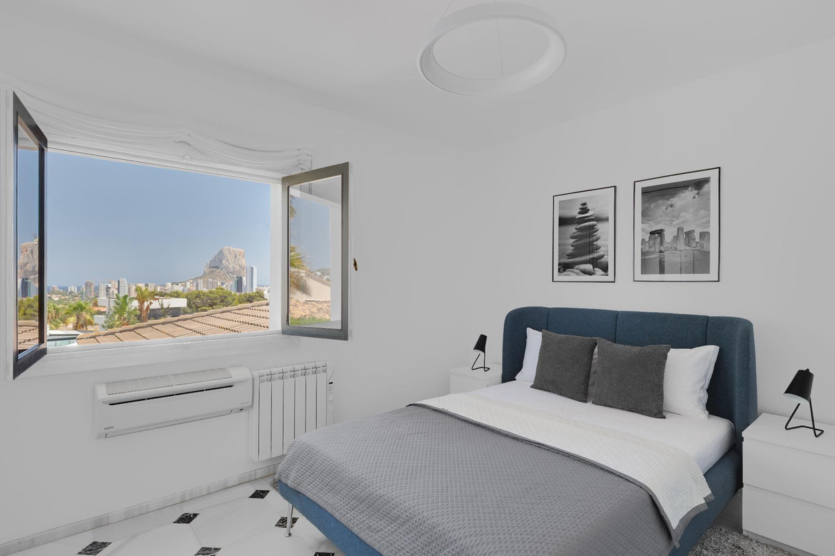 Se vende Bungalow de 6 dormitorios en Costa Blanca, Alicante, España