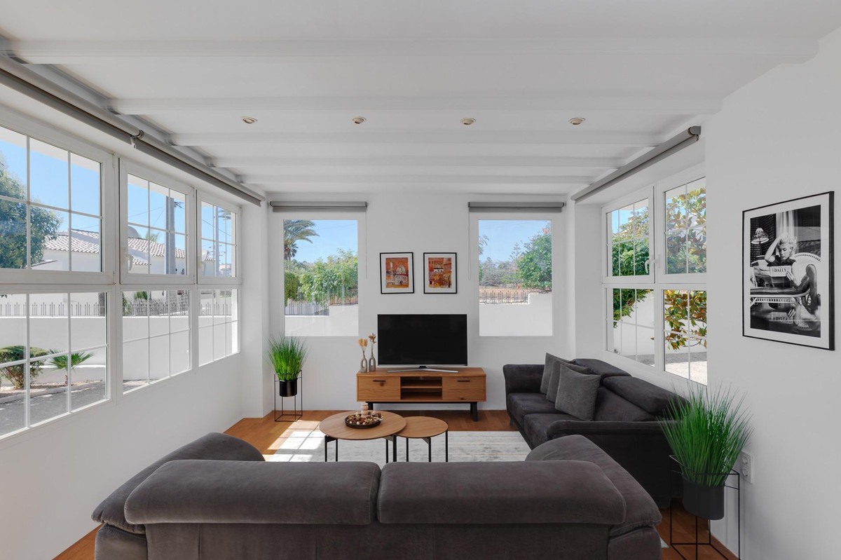 Se vende Bungalow de 6 dormitorios en Costa Blanca, Alicante, España