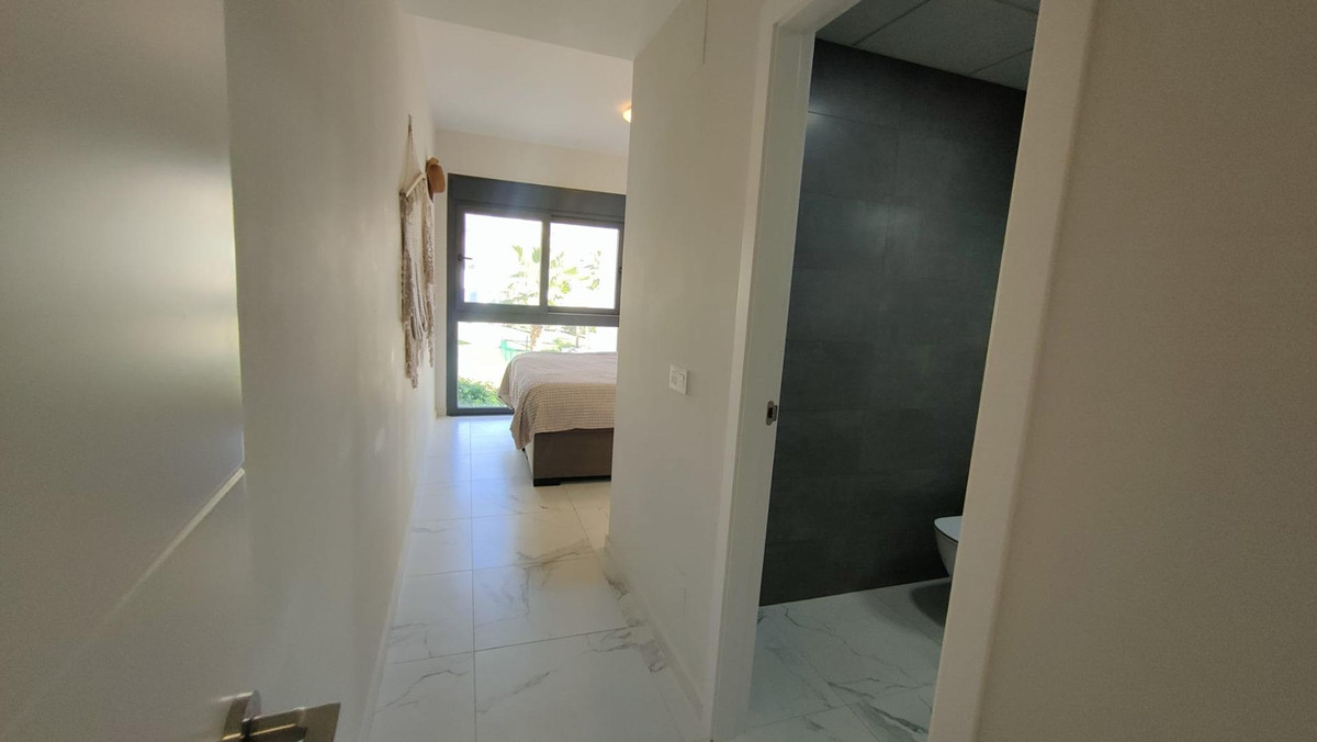 Se vende Bungalow de 2 dormitorios en Costa Blanca, Alicante, España