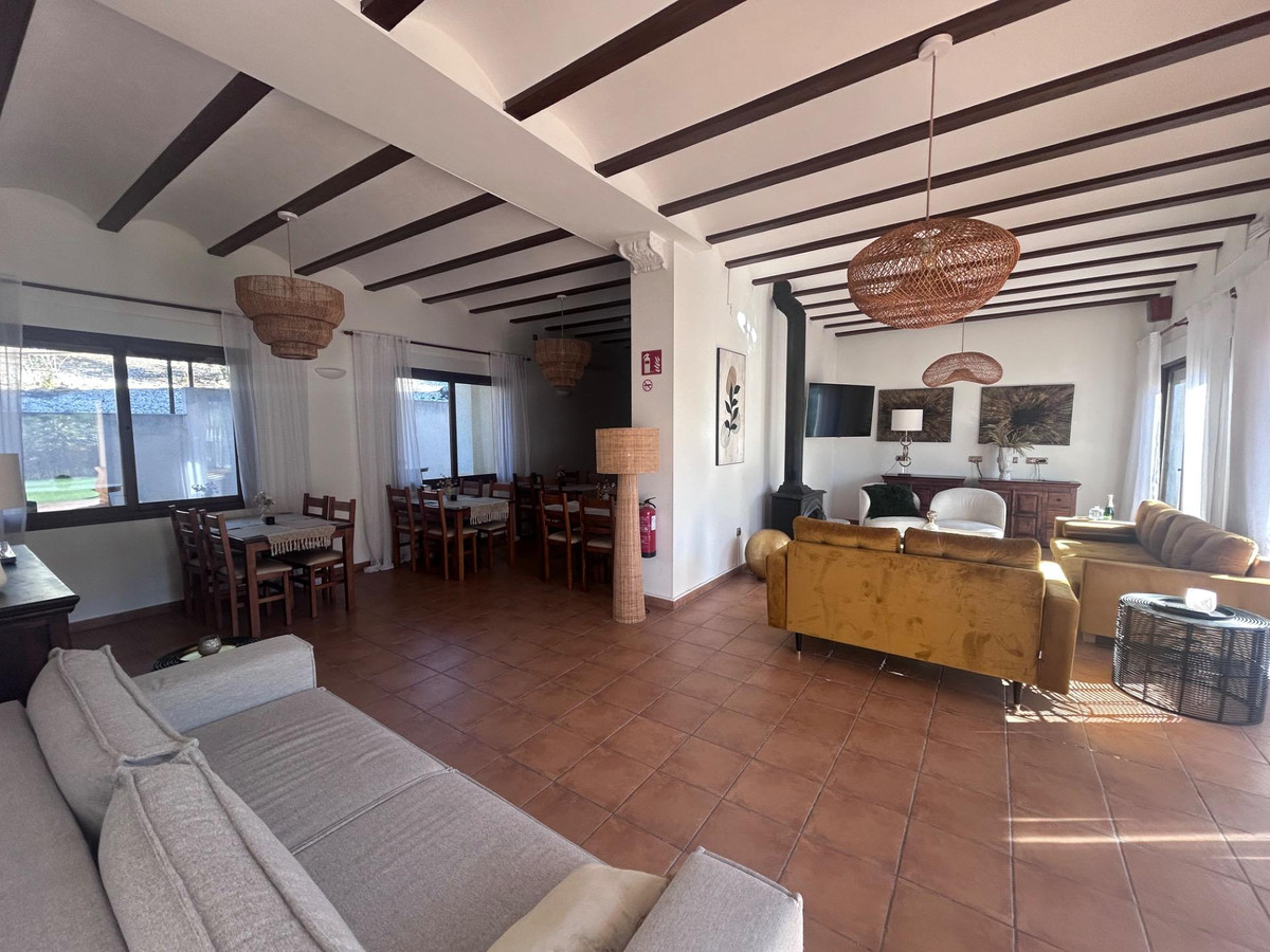 Se vende Hotel de 12 dormitorios en Costa Blanca, Alicante, España