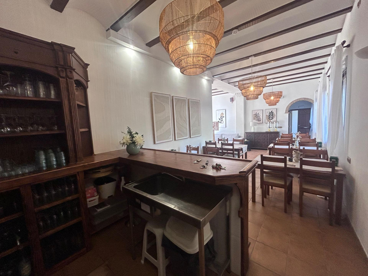 Se vende Hotel de 12 dormitorios en Costa Blanca, Alicante, España