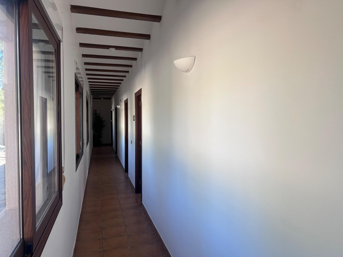 Se vende Hotel de 12 dormitorios en Costa Blanca, Alicante, España