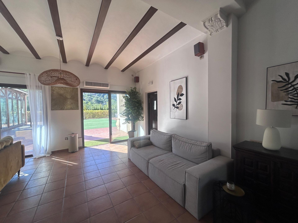 Se vende Hotel de 12 dormitorios en Costa Blanca, Alicante, España
