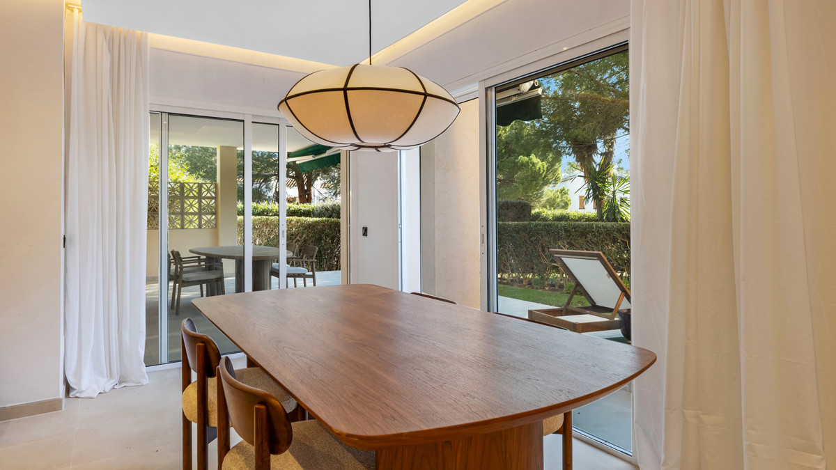 3 Bed Apartment for sale in Nueva Andalucía Costa Del Sol, Málaga, Spain