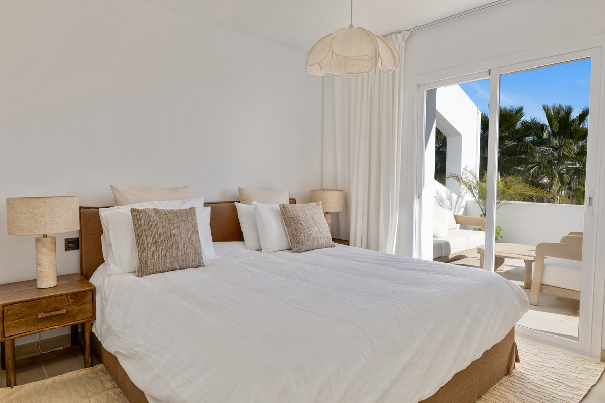 2 Bed Apartment for sale in La Quinta Costa Del Sol, Málaga, Spain