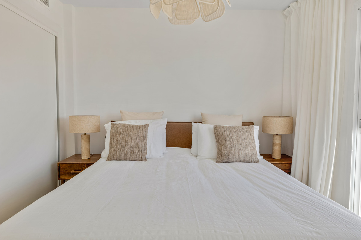 2 Bed Apartment for sale in La Quinta Costa Del Sol, Málaga, Spain