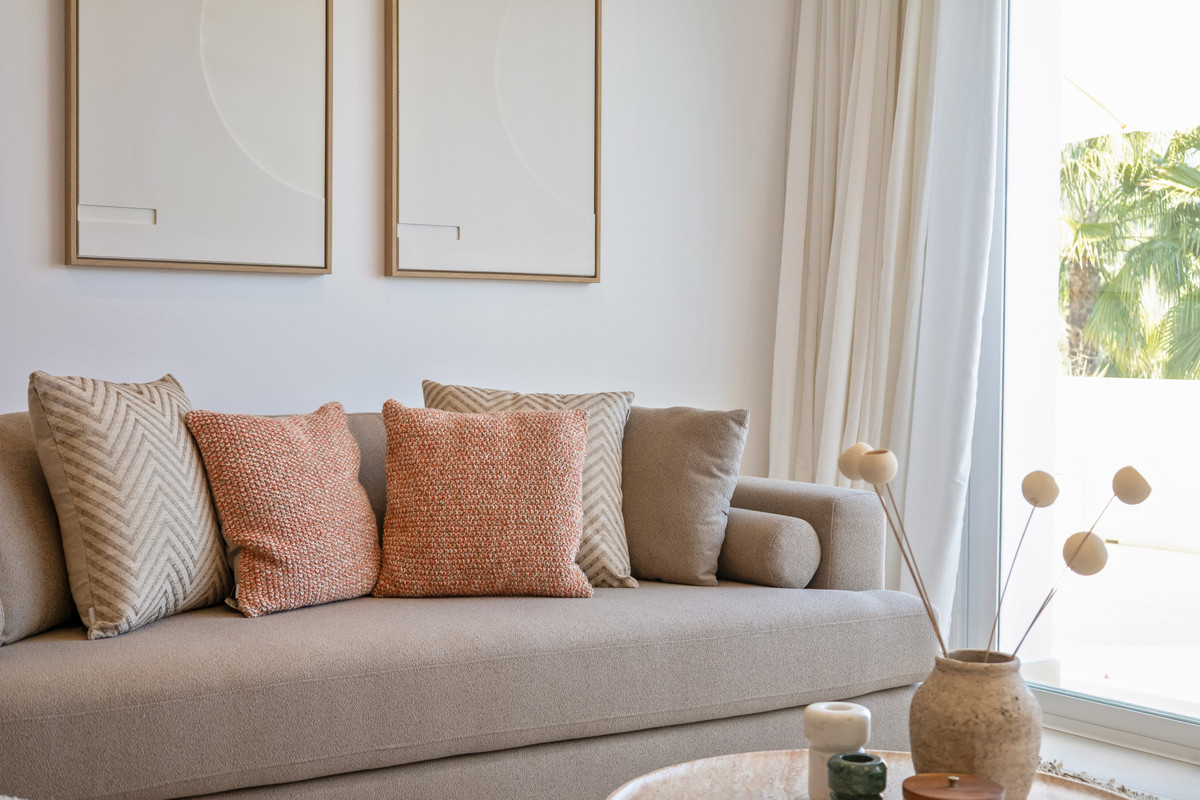 2 Bed Apartment for sale in La Quinta Costa Del Sol, Málaga, Spain
