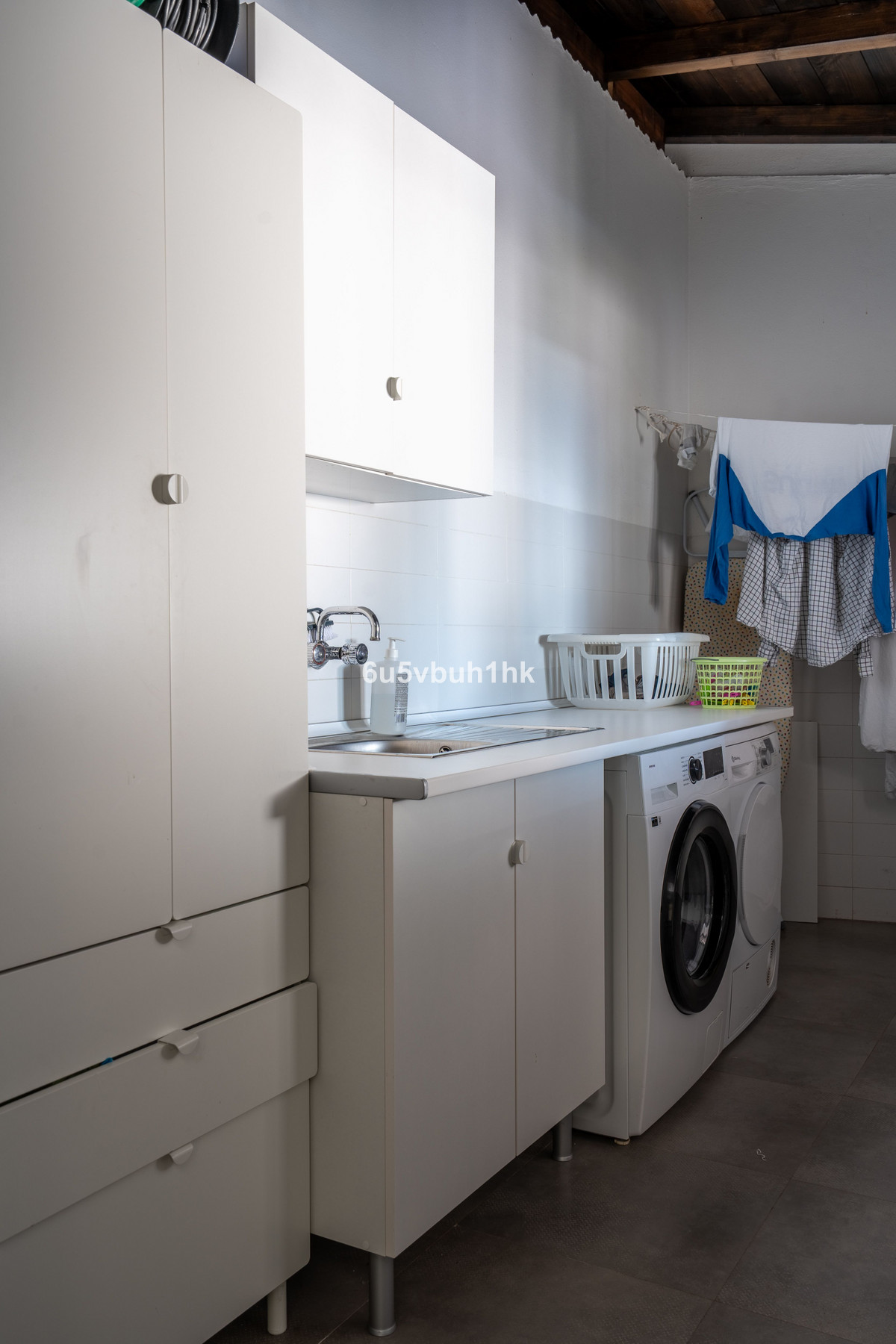 Se vende Adosada de 6 dormitorios en Costa Del Sol, Málaga, España