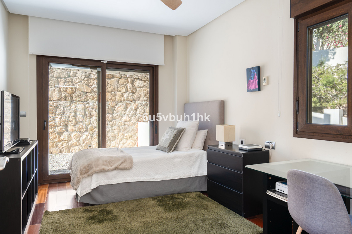 Se vende Adosada de 6 dormitorios en Costa Del Sol, Málaga, España