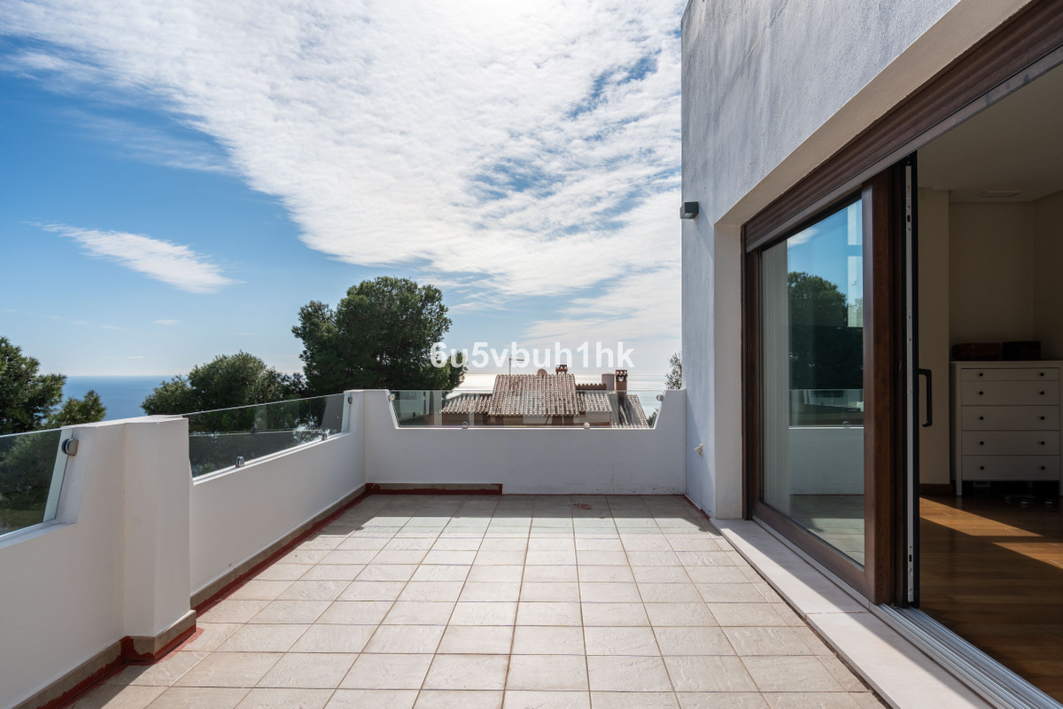 Se vende Adosada de 6 dormitorios en Costa Del Sol, Málaga, España
