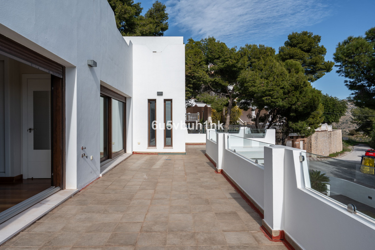 Se vende Adosada de 6 dormitorios en Costa Del Sol, Málaga, España