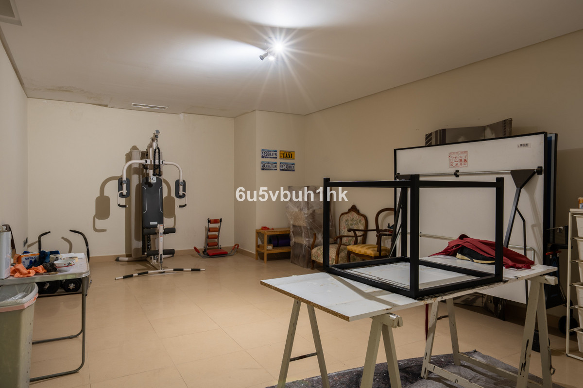 Se vende Adosada de 6 dormitorios en Costa Del Sol, Málaga, España
