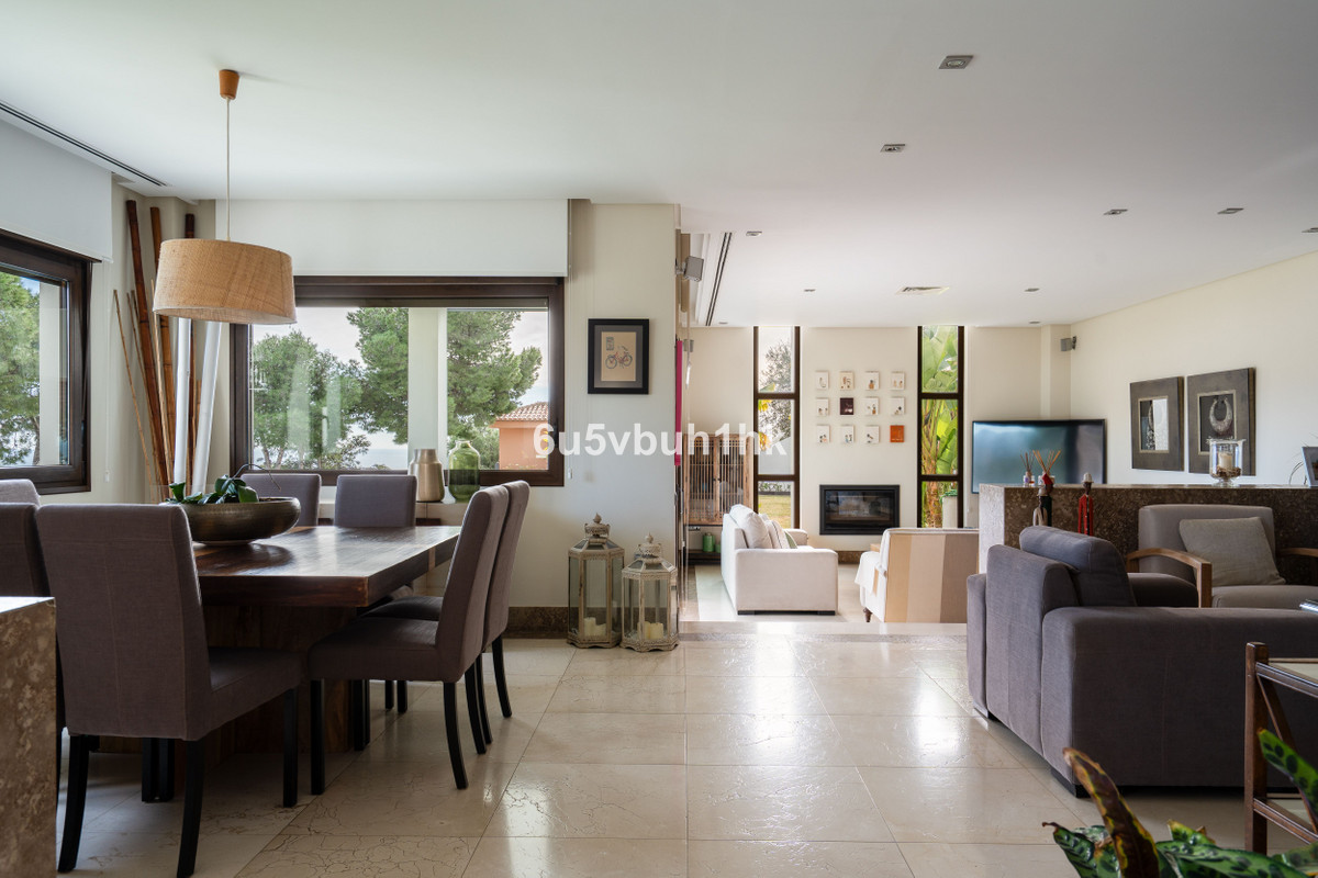 Se vende Adosada de 6 dormitorios en Costa Del Sol, Málaga, España