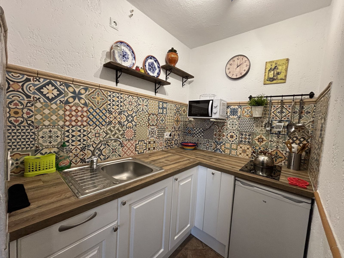 6 Bed Commercial unit for sale in Júzcar Costa Del Sol, Málaga, Spain