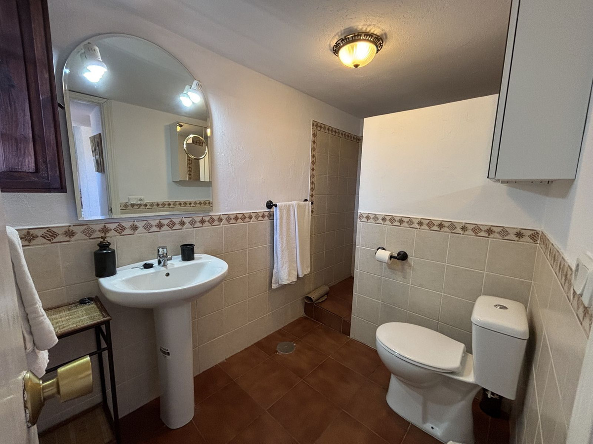 6 Bed Commercial unit for sale in Júzcar Costa Del Sol, Málaga, Spain