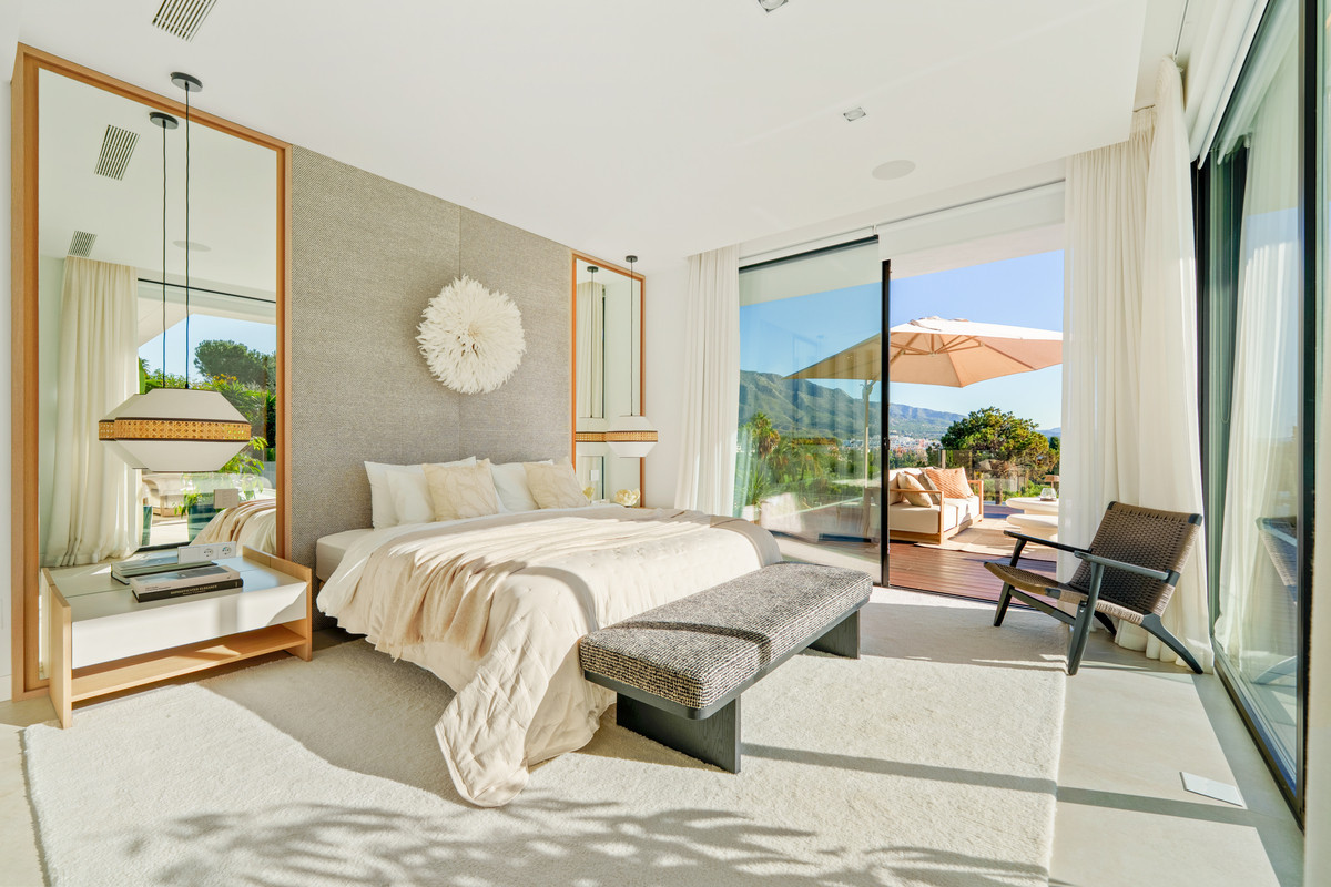 Se vende Villa - Chalet de 5 dormitorios en Costa Del Sol, Málaga, España