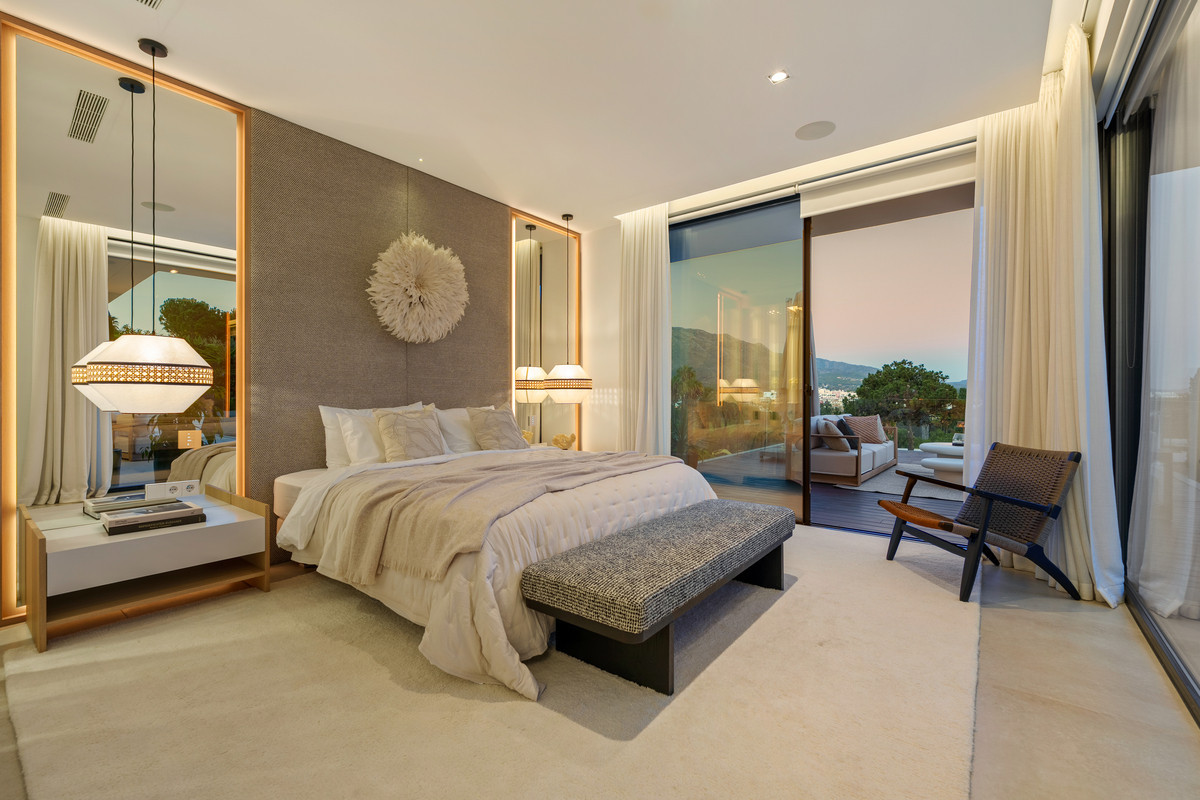 Se vende Villa - Chalet de 5 dormitorios en Costa Del Sol, Málaga, España