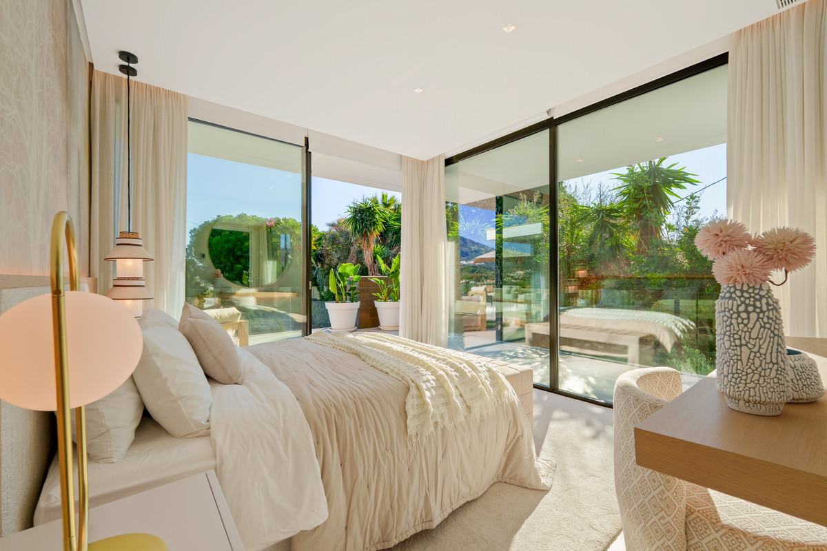 Se vende Villa - Chalet de 5 dormitorios en Costa Del Sol, Málaga, España