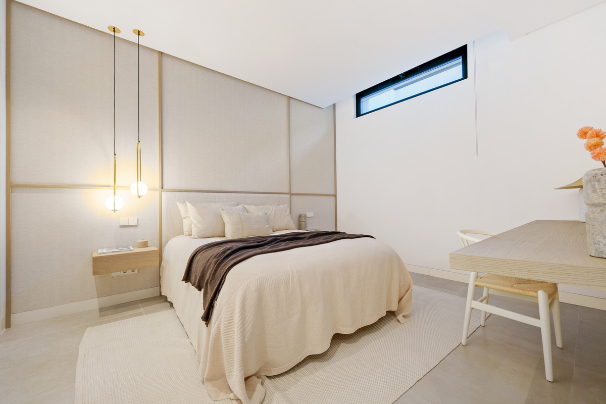 Se vende Villa - Chalet de 5 dormitorios en Costa Del Sol, Málaga, España