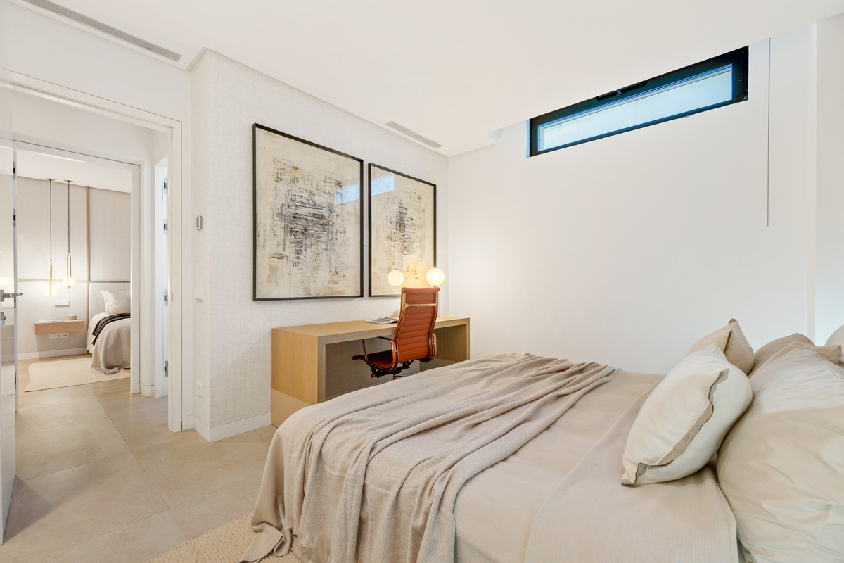 Se vende Villa - Chalet de 5 dormitorios en Costa Del Sol, Málaga, España