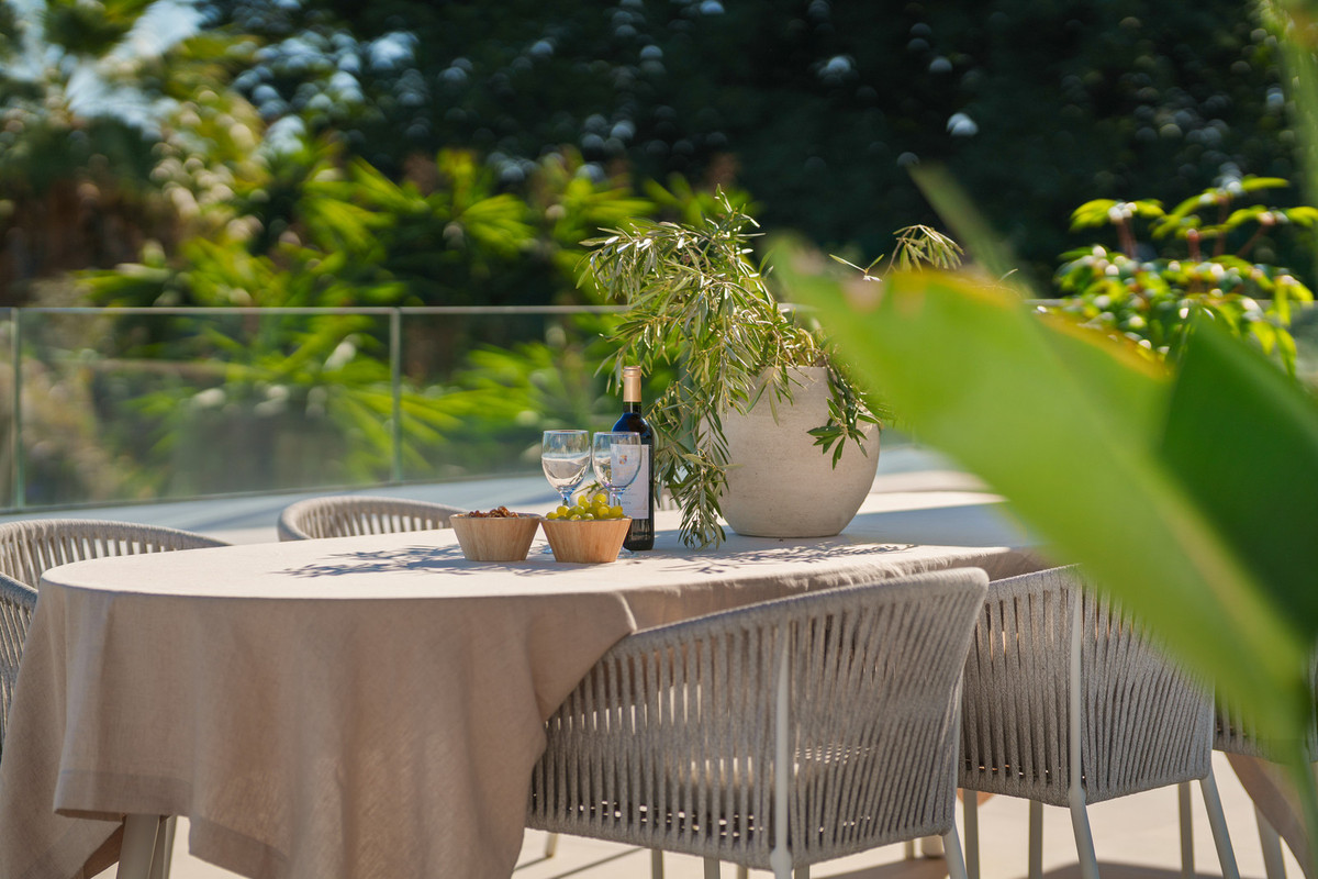 Se vende Villa - Chalet de 5 dormitorios en Costa Del Sol, Málaga, España
