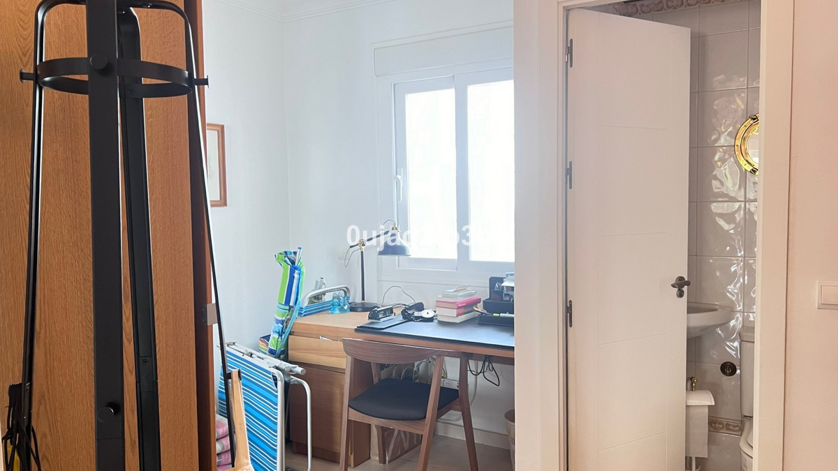 4 Bed Apartment for sale in Nueva Andalucía Costa Del Sol, Málaga, Spain