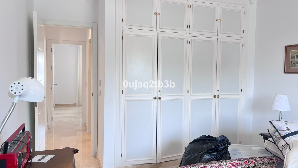 4 Bed Apartment for sale in Nueva Andalucía Costa Del Sol, Málaga, Spain