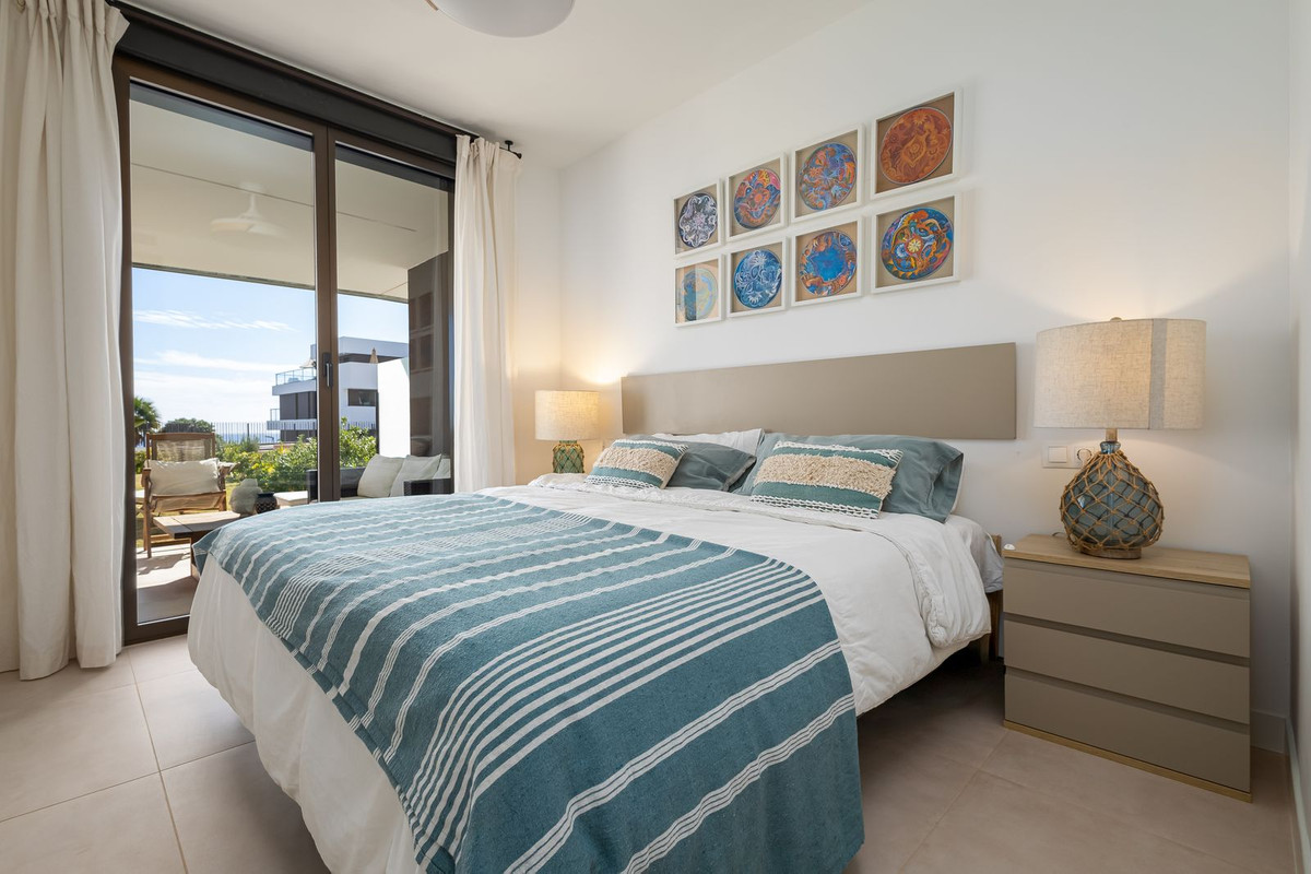 2 Bed Apartment for sale in Casares Costa Del Sol, Málaga, Spain