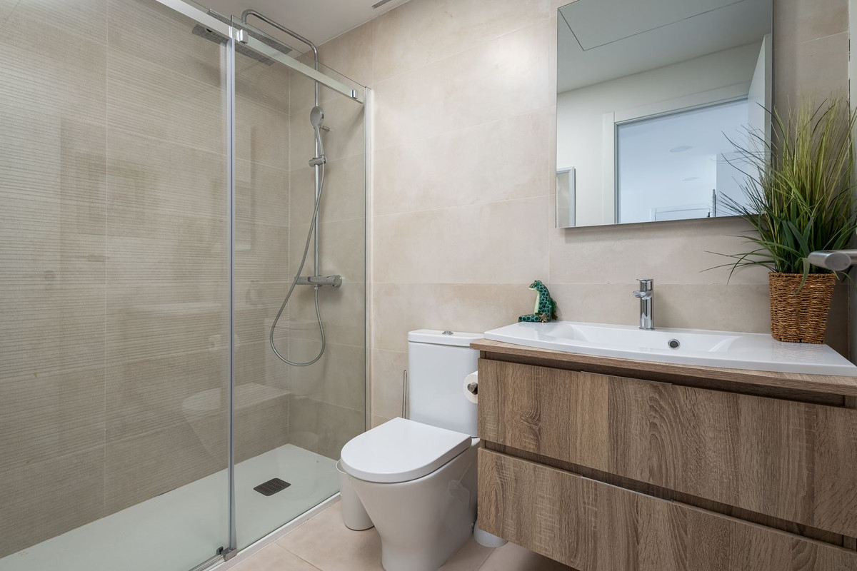 2 Bed Apartment for sale in Casares Costa Del Sol, Málaga, Spain